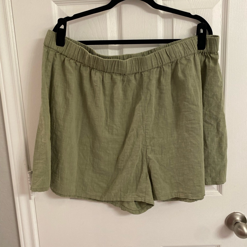ASOS Summer Casual Textured Beach Shorts in Khaki Green Cotton Size 18 Summer